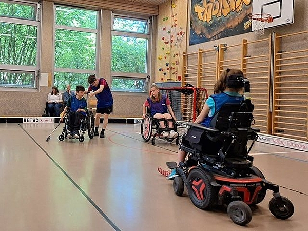 Unihockeytournier der Schulbildung Rossfeld