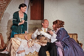 Theaterstück Fisch zu Viert in der MZH Rossfeld