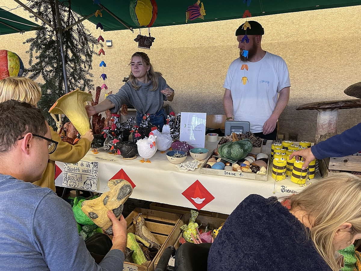 Spenden Bazar mit Samichlaus 2023