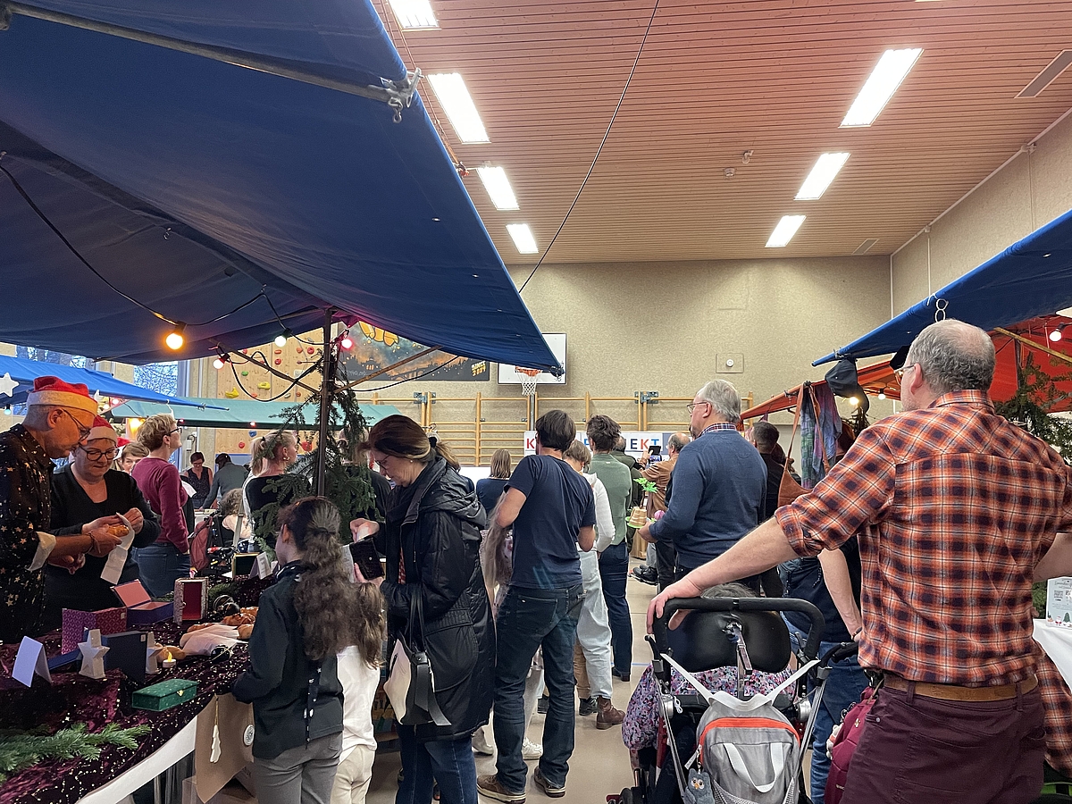 Spendenbazar mit Samichlaus