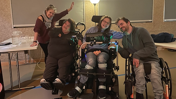 Jubiläumssonderbar mit den Bands Nepthun und Säny