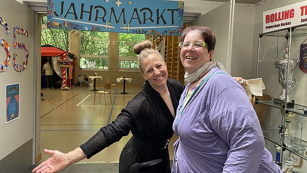 Jubiläumswoche Jahrmarkt mit den Bewohnerinnen und Bewohnern