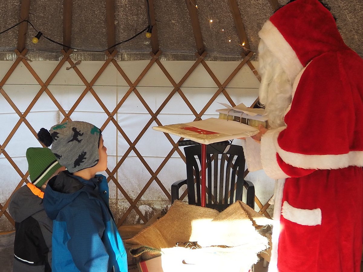 Spenden Flohmarkt und Samichlaus