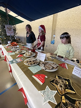 Spenden Bazar mit Samichlaus 2023