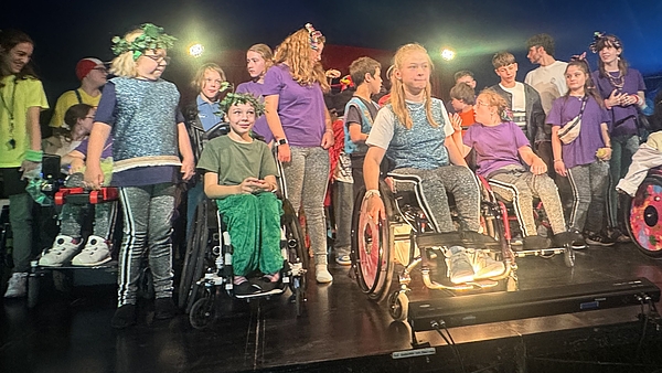 Jubiläumswoche mit Theaterzirkus Wunderplunder