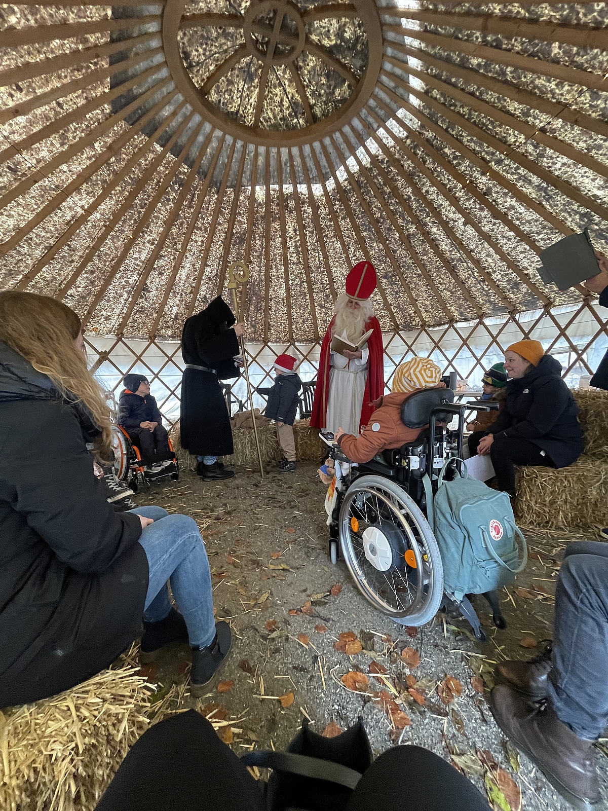 Spenden Bazar mit Samichlaus 2023