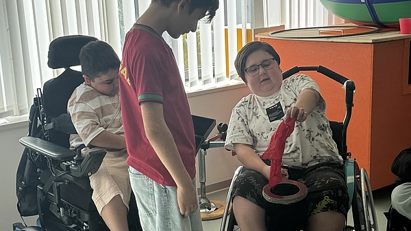 Jubiläumswoche mit Theaterzirkus Wunderplunder