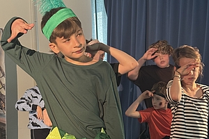 Theaterprojekt Peter Pan der besonderen Volksschule Rossfeld